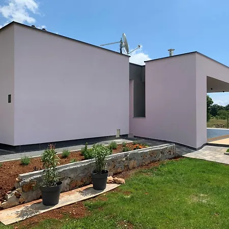 Villa Lavender