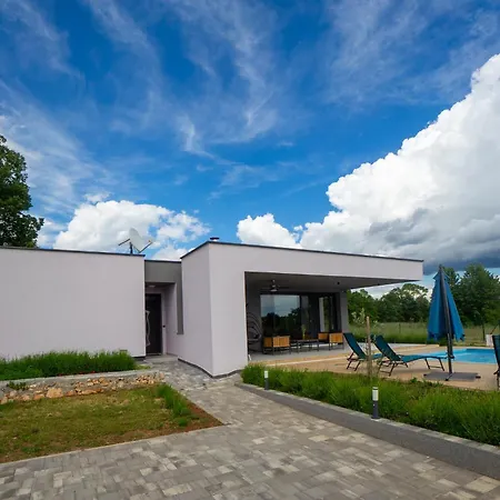 Villa Lavender